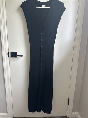 Black Ribbed Maxi Dress with Button Front Size medium